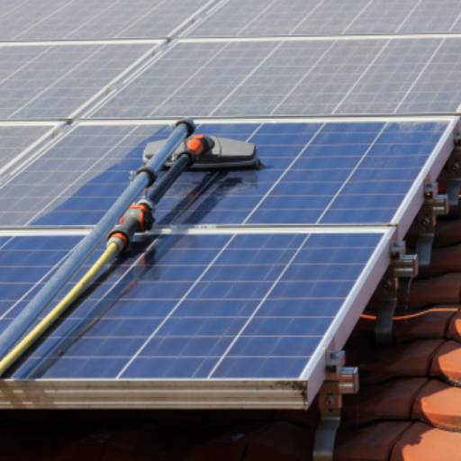 Limpeza de Placa Solar por EcoPower Energia Solar