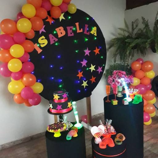 Decoração para festa de aniversário colorido - Bauru por Rosana Marcelino Decorações