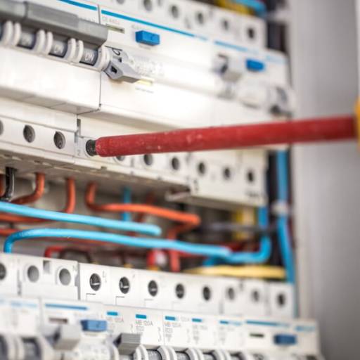 AVCB por Gold Energy Instalações Elétricas e Ar Condicionado