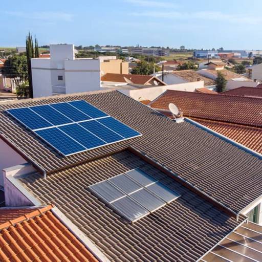Energia solar fotovoltaica por PROENGE 34anos Solar Fotovoltaica