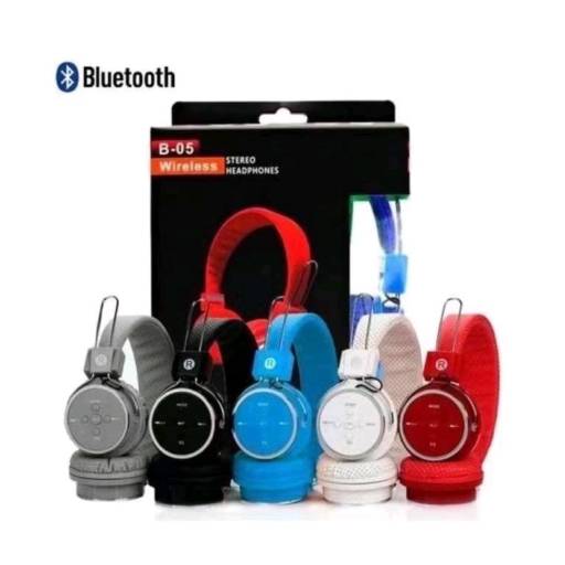 Fone sem fio 5 - 05 B5 Bluetooth em Três Rios, RJ por Sales Product