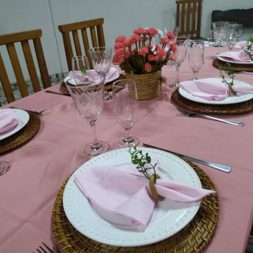 Mesa posta  em Bauru, SP por Elegance Festas