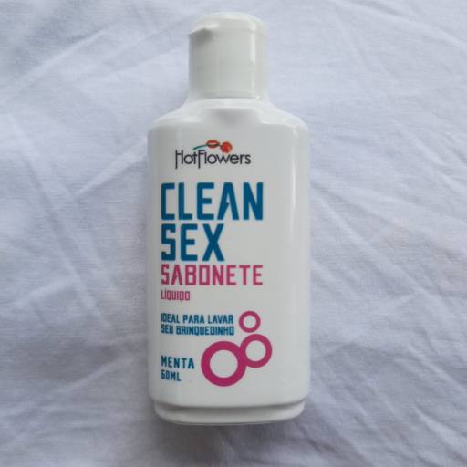 Comprar o produto de Clean Sex - Sabonete Líquido Neutro Higienizador de Toys - 60ml em Bauru, Jaú, Bariri e Região em Sabonetes pela empresa Bem Gozado - Sex Shop em Bauru, SP por Solutudo