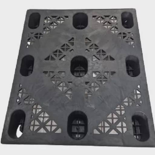 Pallet Plástico Vazado 1,00m X 1,20m Reforçado Preto
