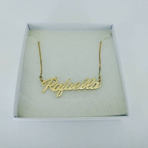 Colar personalizado com nome