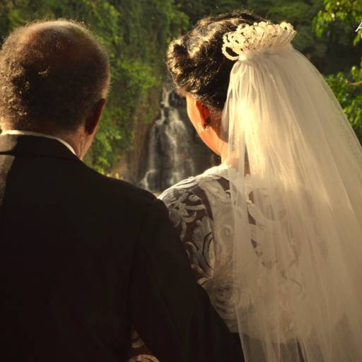 Fotografa para Casamentos - Bauru  por Arte Perfil Representações Gráfica e Fotografias 