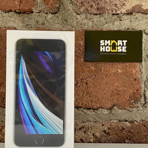 iPhone SE segunda geração por Smart House Erechim