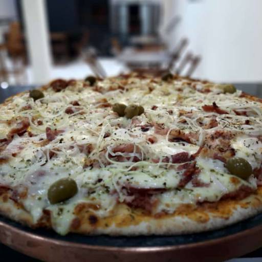 Comprar o produto de Pizzaria barata em Bauru em Pizzas pela empresa Dgusta Pizzaria em Bauru, SP por Solutudo