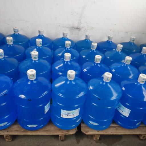 Comprar o produto de Galão de Água em Águas Minerais pela empresa Marins Gás e Água Mineral em Lençóis Paulista, SP por Solutudo