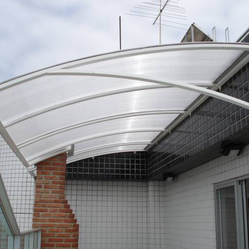 Instalação de Coberturas de Policarbonato