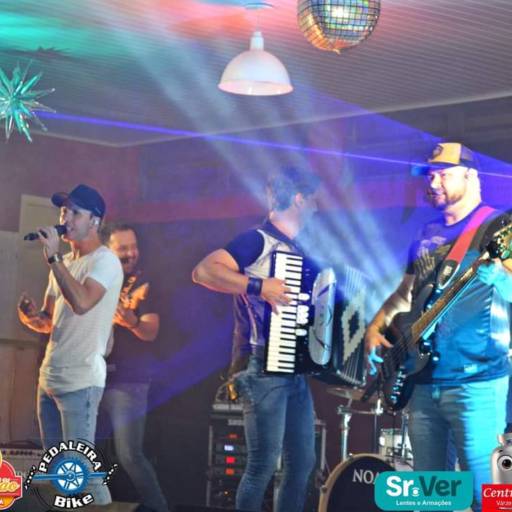 Sonorização e Iluminação para Shows por NTN Produções & Eventos