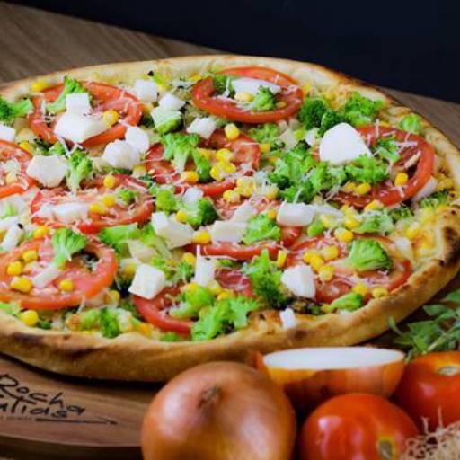 Pizza Vegetariana por Rocha Farias Burguer e Pizzaria