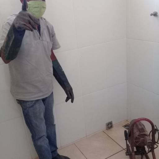 Limpeza de Fossas Comerciais por Jarifossas Saneamento Ltda Limpeza de Fossas Comerciais por Jarifossas Saneamento Ltda