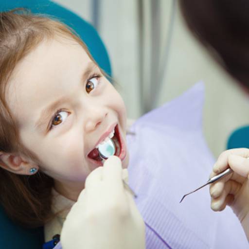 Odontopediatria por Odontologia Humanizada - Dra Beatriz Oliveira