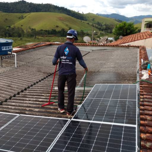 Limpeza de Placa Solar em Itajubá, MG - Cliente Maria Elena por Solar Tech - Energia Solar