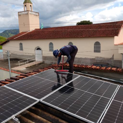 Limpeza de Placa Solar em Itajubá, MG - Cliente Maria Elena por Solar Tech - Energia Solar