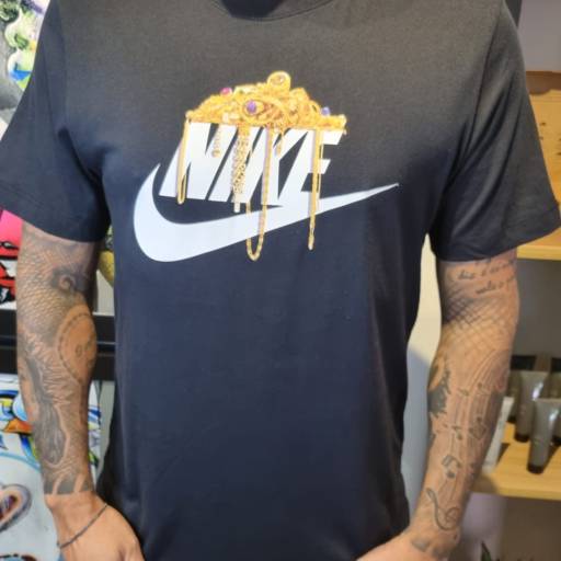 Camiseta Nike Asbury Ss Crew - preta por Beckhan Mens Wear