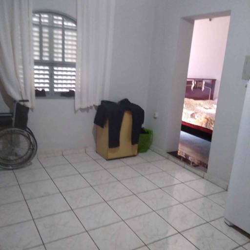 Vende se casa, Bairro Vila nova Botucatu ( Venha Conhecer) por Imobiliária Garcia Padovan