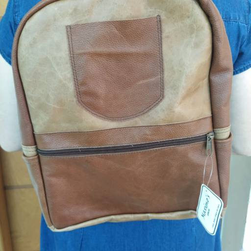 Mochila de couro legítimo caramelo por Maximo's Couro - Cintos, Bolsas e Artigos em Couro