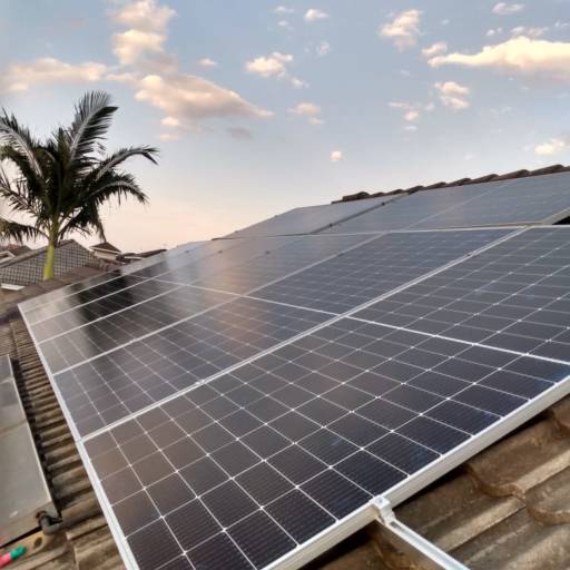 Energia solar residencial em São José dos Campos, SP por Kmarko Soluções em Energia