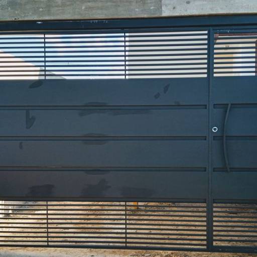 Portão Basculante com Social Embutido por Mb Equipamentos