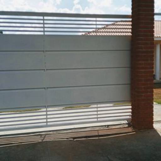 Portão Deslizante com Social Separado por Mb Equipamentos Portão Deslizante com Social Separado por Mb Equipamentos