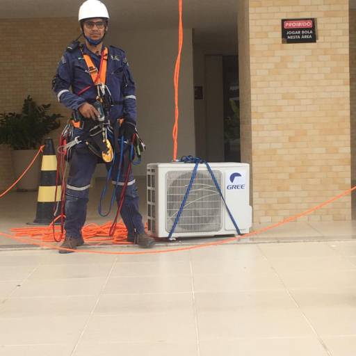 Reparo em Edifício por Aliança Solar