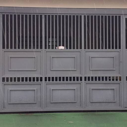 Portão Basculante para Garagem em Bauru por Serralheria Lorieto