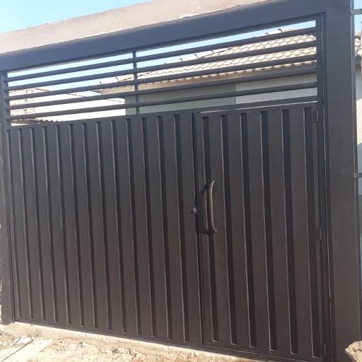 Portão Basculante para Garagem em Bauru por Serralheria Lorieto