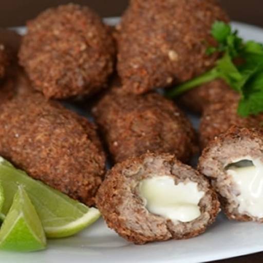 Kibe Recheado por Esfiha Magia