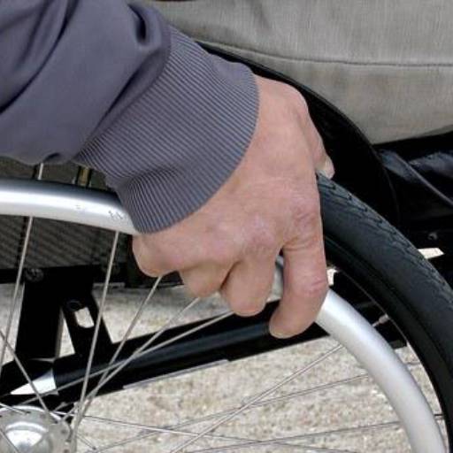 Cadeira de rodas  por Mais Saúde Produtos Hospitalares