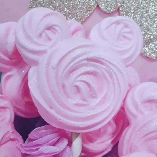 Pirulito de Suspiro por Bela Lilás Confeitaria Personalizada