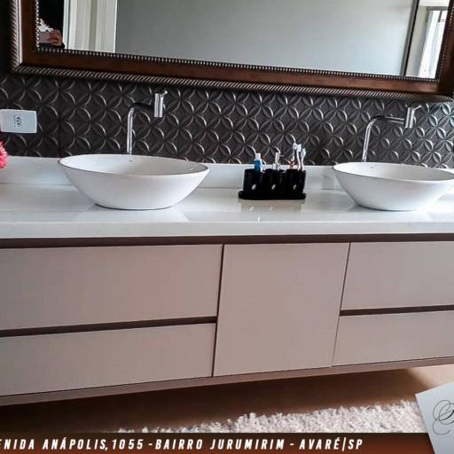 Banheiros  por Sofisticato Ambientes