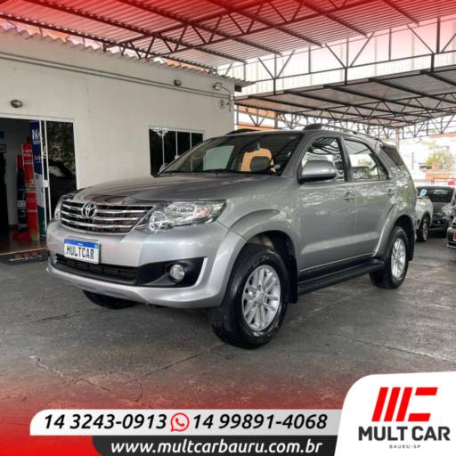 HILUX SW4 2.7 16V 4P SR AUTOMÁTICO por Mult Car Bauru