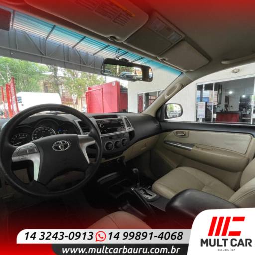 HILUX SW4 2.7 16V 4P SR AUTOMÁTICO por Mult Car Bauru