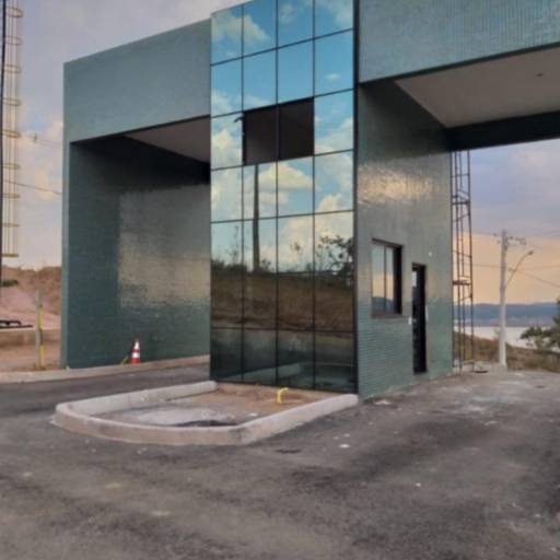 Comprar o produto de Vidros para fachadas em Vidros pela empresa Moraes Esquadrias de Alumínio em Tatuí, SP por Solutudo