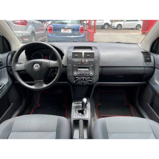 POLO SEDAN 1.6 4P FLEX COMFORTLINE I-MOTION AUTOMATIZADO em Bauru  por Mult Car Bauru