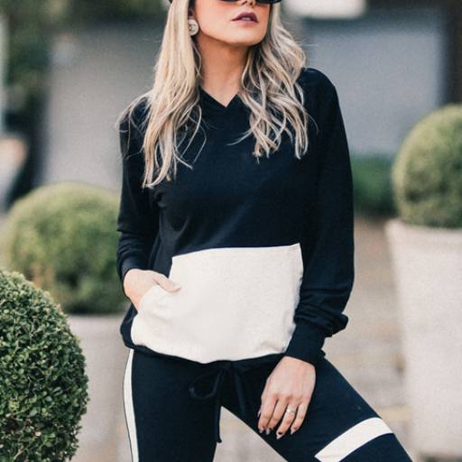 Conjunto de Moletom Feminino por Fashion Lee
