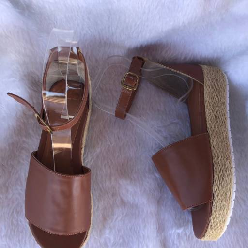 Sandália Flatform  em Bauru, SP por CF Shoe Store