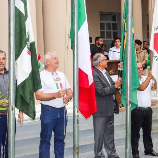 Ato Cívico  por Acil - Associação Comercial, Industrial, Agropecuária e Serviços de Leopoldina