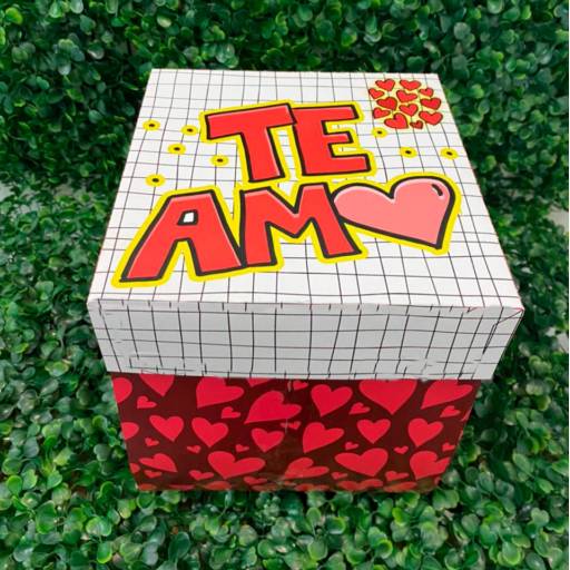 Caixa Explosão Te Amo para dia dos namorados em Bauru por Renata Embalagens
