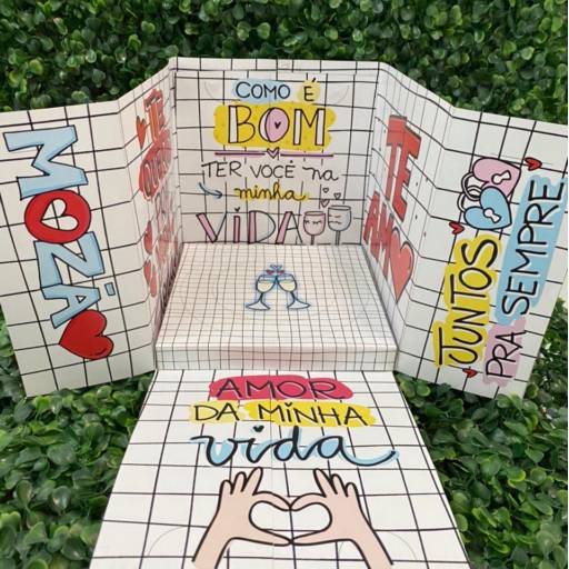 Caixa Explosão Te Amo para dia dos namorados em Bauru por Renata Embalagens