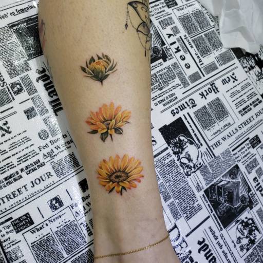 Tatuagem hiper-delicadas por Cassio Tattoo Studio