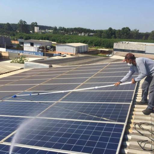 Limpeza de Placa Solar em Bauru  por LF Segurança Eletrônica e Energia Solar