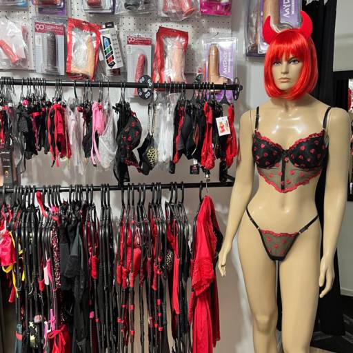 Peças e itens que valorizam a autoestima e a sensualidade com elegância e discrição.