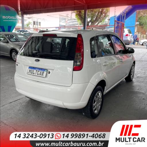Fiesta 1.0 Hatch Flex Manual 2014  por Mult Car Bauru