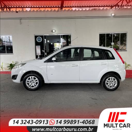 Fiesta 1.0 Hatch Flex Manual 2014  por Mult Car Bauru