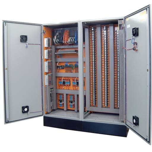 Quadros Elétricos por Elesol Engenharia e Energia Solar