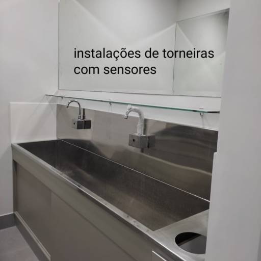Instalação de torneira com sensor  por Bombeiro hidraulico e gasista  Hidro Instalações