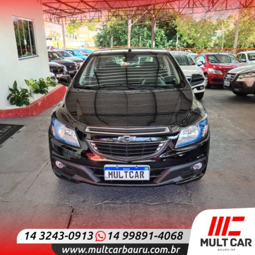 ONIX HATCH 1.4 4P FLEX LT em Bauru por Mult Car Bauru